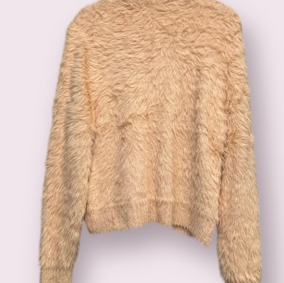 Future Collective Mock Neck Cropped Peach Color Fuzzy Sweater Size Large - Picture 4 of 10
